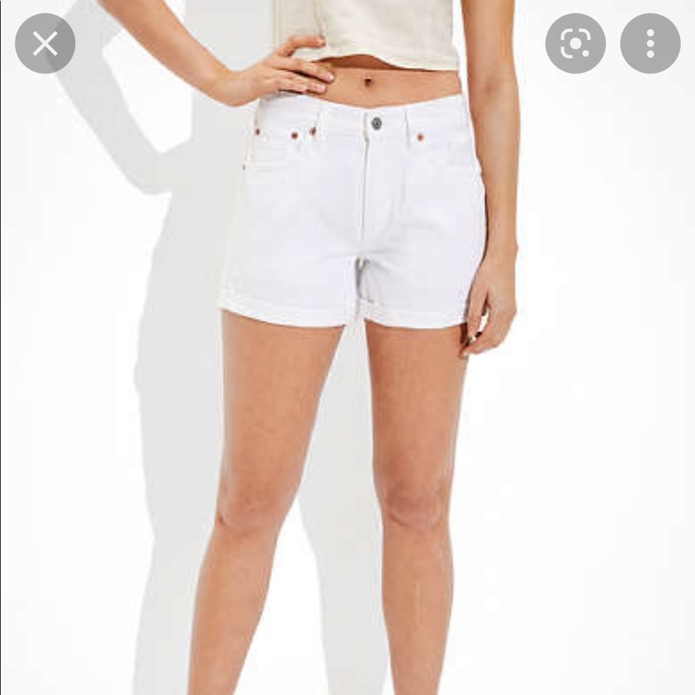 Like new AE NE(X)T level stretch sz 12 white shorts
